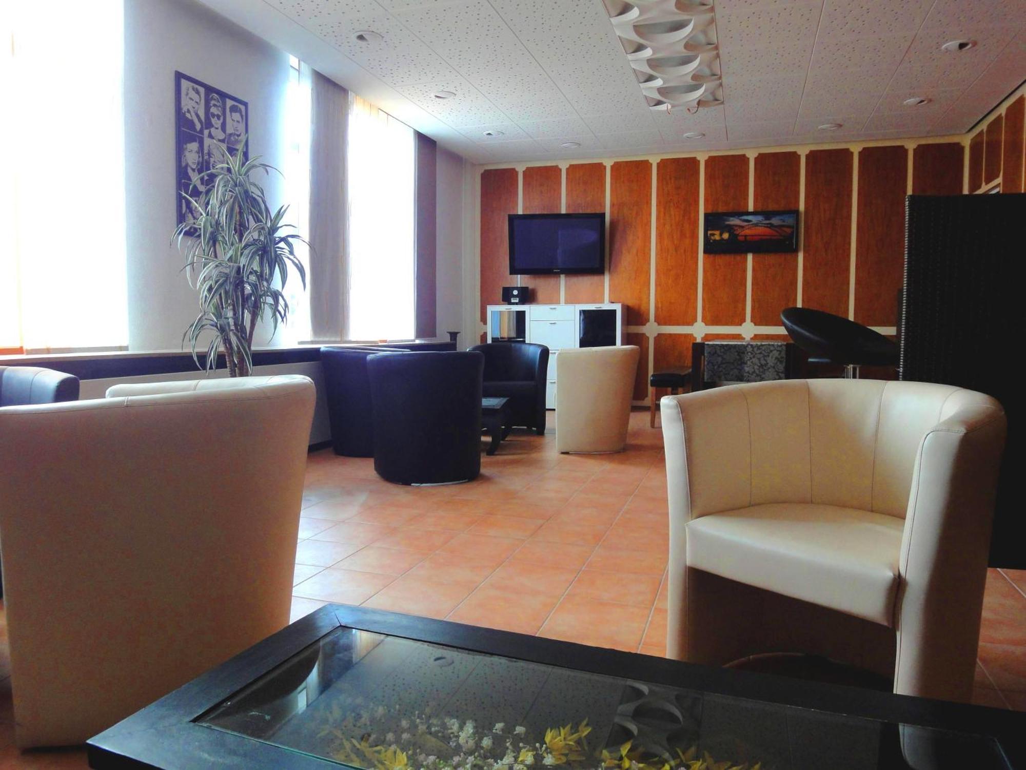 Forsthaus Appartements Braunschweig Esterno foto